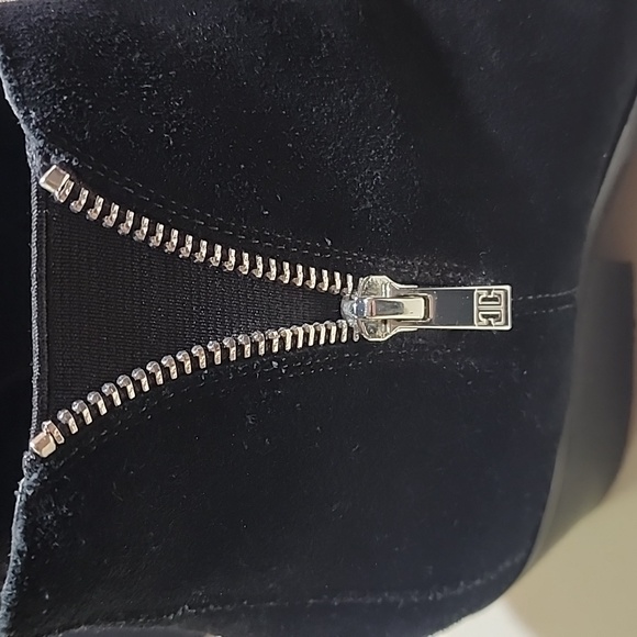 Ivanka Trump Black Ankle Boot Size 8.5 - Picture 4 of 8